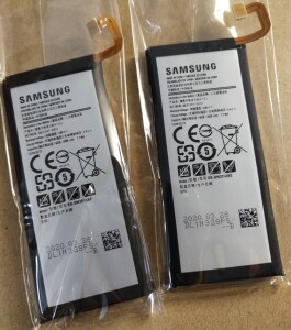 三星w2016手机 原装电池 电板 w2017 后盖玻璃全新