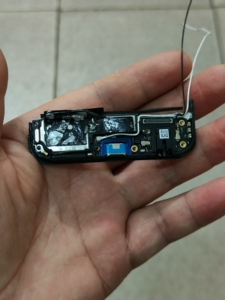 oppo reno4se拆机尾插小板等配件,成色如图,请仔细