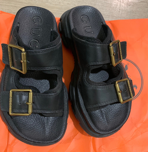 gucci古驰女士橡胶拖鞋.很舒服适合35.36脚.单穿搭袜