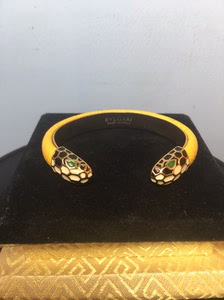 bvlgari宝格丽双蛇头手镯  经典款蜥蜴皮样式,前任所带