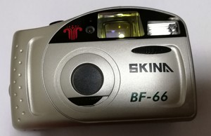 奇能skina bf-66 胶卷相机 35mm镜头 内置自动