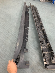 宝马x5f15下裙侧裙改装宝马x5原厂拆车侧裙,感兴趣的话点