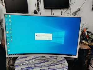 出40台惠科hkc白色32寸na32ca曲面屏显示器,180