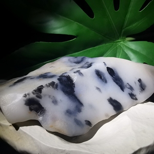 太极玉原石