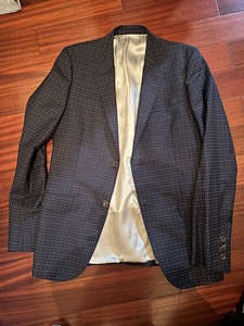 gucci 古驰 西装 套装 46码 刺绣波点 几乎全新