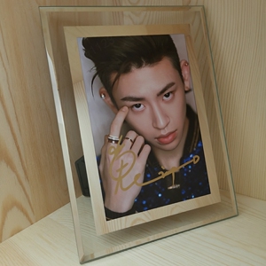 【保真】小鬼亲笔签名照王琳凯周边亲签同款送朋友礼物