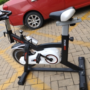 高乔动感单车 设备齐全有意者来 可讲价 包邮