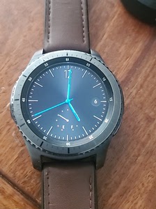 三星手表  s3  先锋版港版,型号r760,功能与国行一样