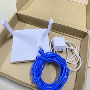 九五新 高速魅族路由器极速版 闲置出售 送充电器773米长网