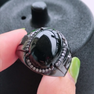 a货翡翠墨翠蛋面戒面银镶嵌男款戒指活口