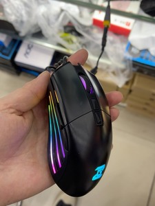 磁动力zm19-1鼠标,流光溢彩,新到一批,成色不错,特价3_阿里巴巴找货