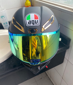 agv头盔70周年 黑红轨迹新款个性头盔黑金销量版机车头盔