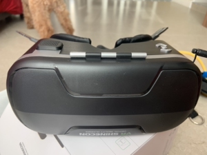 vr眼镜 千幻魔镜6代vr眼镜 几乎全新 女生用 所以很新很