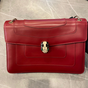 bvlgari /宝格丽  经典款蛇头包 酒红色中号  整体