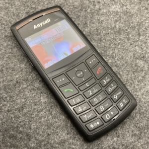 三星 x828超薄手机