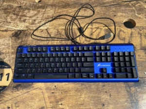 腹灵 天生玩家 光魔8 光轴机械键盘