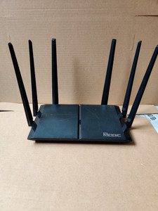 00会飞的小母牛441428047淘宝h3c华三r300路由器全千兆端口家用穿墙