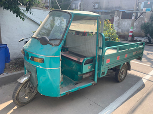 帅克虎三轮电动车,五块水电池,车斗两米二长,一米三宽,看上的