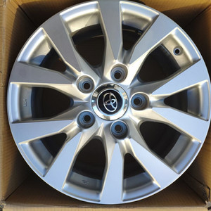 18寸丰田酷路泽陆巡轮毂车轮铝合金钢圈,原厂正品拆车轮毂
