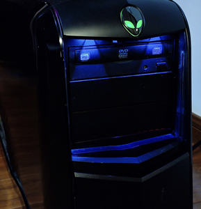 00jykwk6r8rp淘宝外星人 龙脊 r4 机箱电源散热,主板不清楚