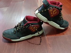 奥尼尔篮球鞋李宁