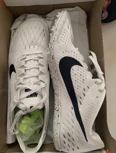 胜利三 victory3 耐克中长跑钉鞋 39码 乳白配色