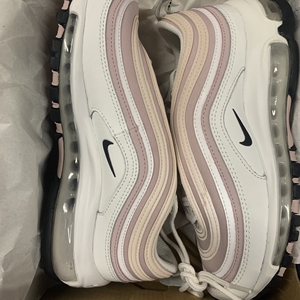 00同款货源tb7179699453淘宝nike闷包 air max 980人付款399.