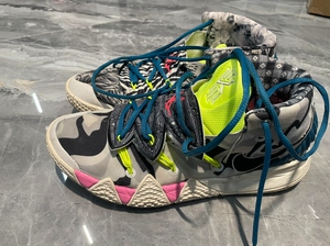 欧文s2 耐克篮球鞋 欧文篮球鞋 43码,实战10次以内,左