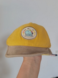 比爱多购买的春秋款帽子，颜色属于姜黄色，头围50cm，适合2