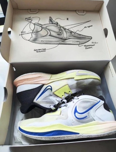 保正nike欧文5 low,43码,顶级后卫鞋,鞋底两侧磨损