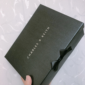 小ck ,流苏包包,包装已拆,礼盒在.