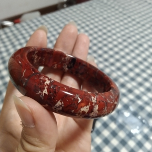 2/红花伊丁陨石天宝石手镯