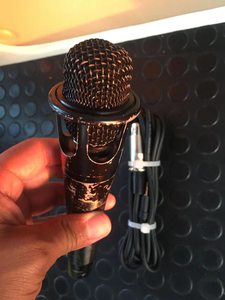 转卖恰奇 e300麦克风/电容麦!