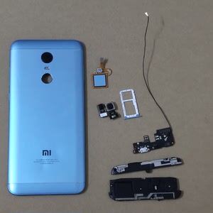 红米5plus,原装拆机零件,成色看图,需要什么零件,右下角