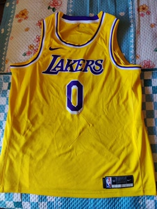 nike nba全新库兹马湖人正品瑕疵修补球衣,尺码xl 5
