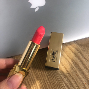 千颂伊同款口红圣罗兰