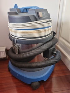 camry嘉美工业吸尘器,吸力很大,适合办公区洗车店等使用!