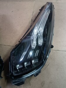 10-22款领克01日行灯总成领克led原厂大灯拆车件大灯配_阿里巴巴找货