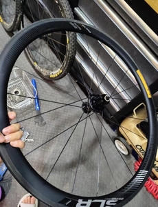 giant slr0碳纤维轮组,捷安特slr0轮组,非slr