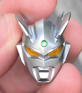 赛罗奥特曼头雕