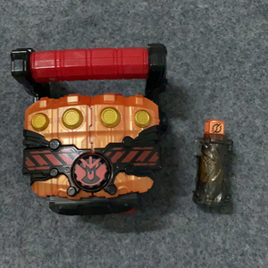 假面骑士build岩浆龙拳套