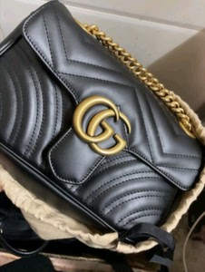 古驰gucci 女士黑色皮革小黑包 gg marmont