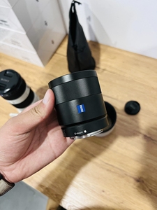 索尼蔡司551.8镜头成色不错