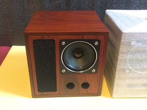 琴谱v-5桌面音箱全新