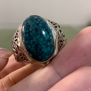 高瓷乌兰花戒指