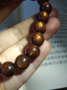 天然金丝柳柳单圈手串,活柳,非二代金丝海柳,搭配7a酒红石榴