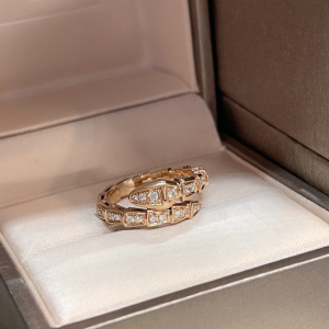 宝格丽满钻蛇戒指 18k玫瑰金满钻蛇头蛇骨宽窄版戒指情侣对戒