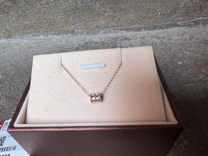 au750项链周大生