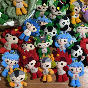 2008北京福娃,全部20一个,所有毛绒玩具苹果原相机拍摄