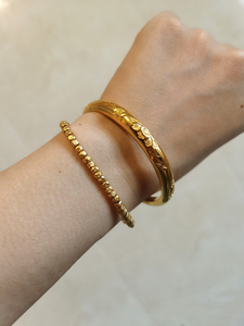 五行缺二淘宝小珍南瓜牡丹,足金手镯,辛丑年,无保字,有保单,圈口540